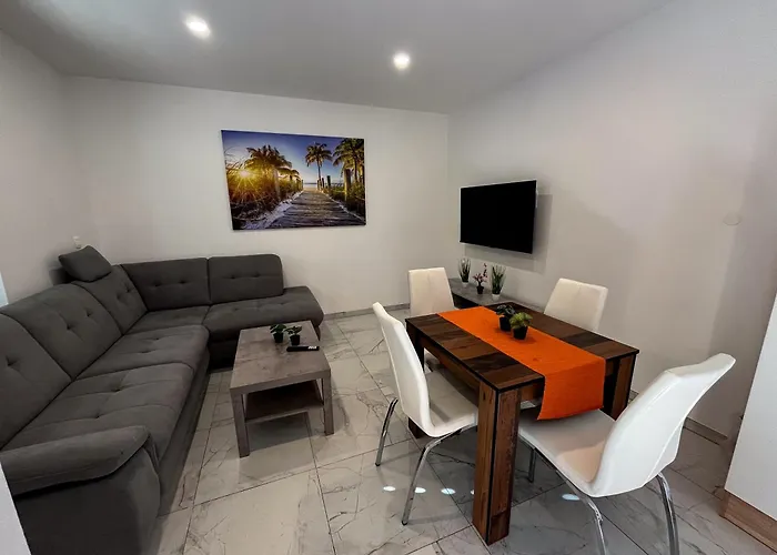 Mandy Daire Recica ob Savinji